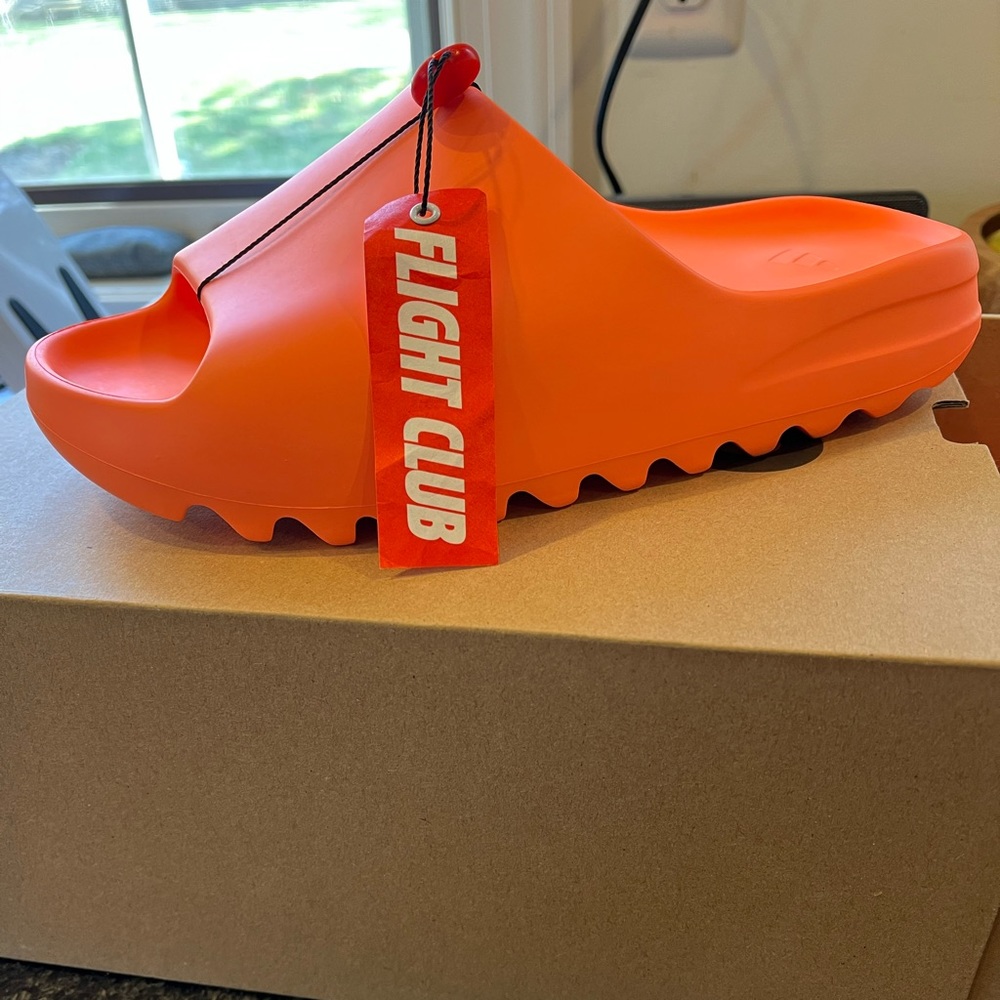 Yeezy Slide Adidas